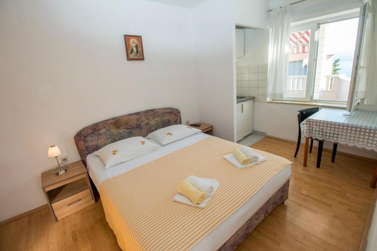Mrkonjic Branko & Marija Apartmani Omis Luaran gambar
