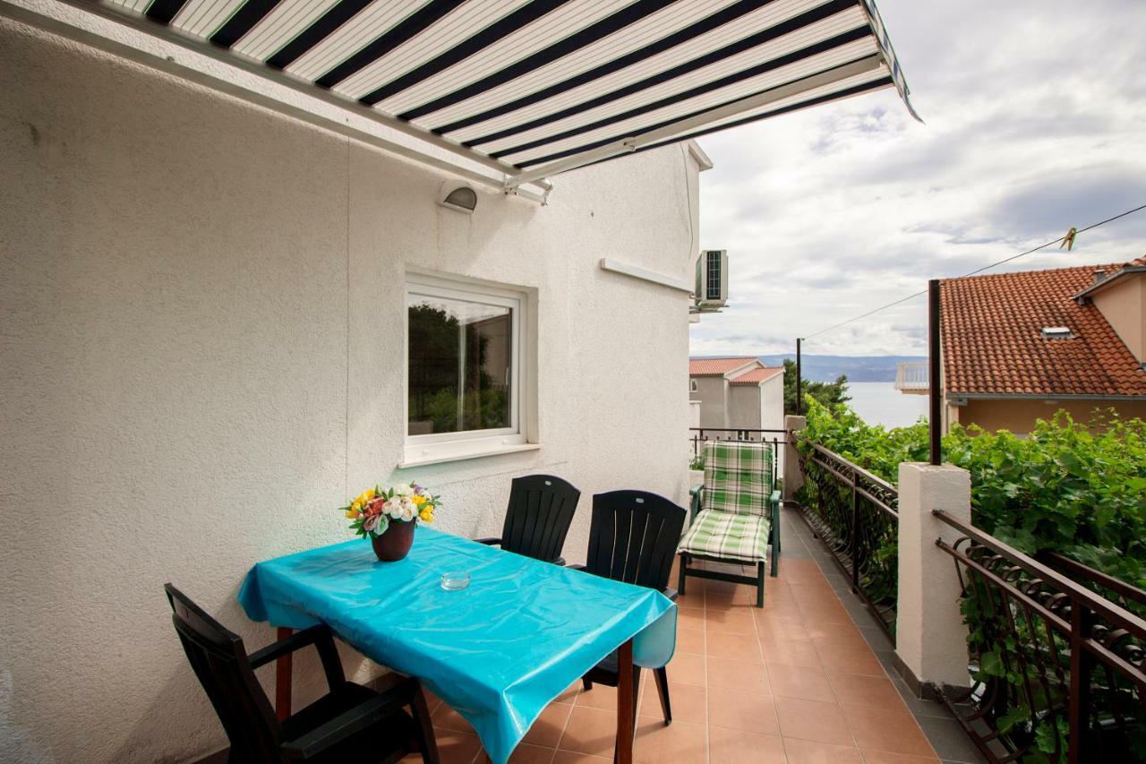 Mrkonjic Branko & Marija Apartmani Omis Luaran gambar