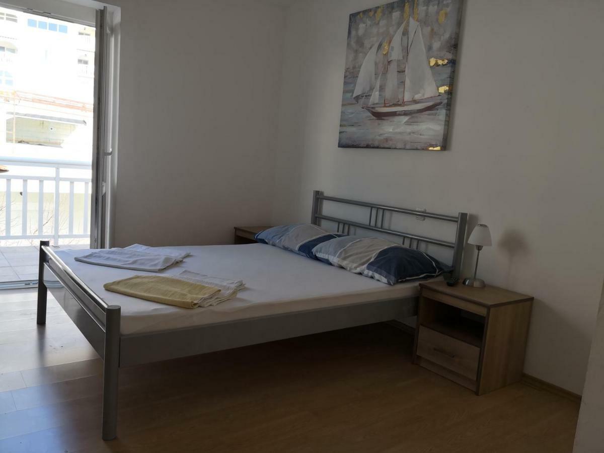 Mrkonjic Branko & Marija Apartmani Omis Luaran gambar