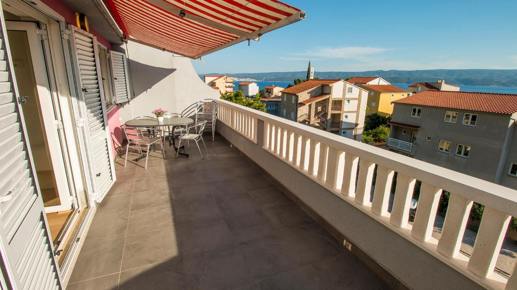 Mrkonjic Branko & Marija Apartmani Omis Luaran gambar