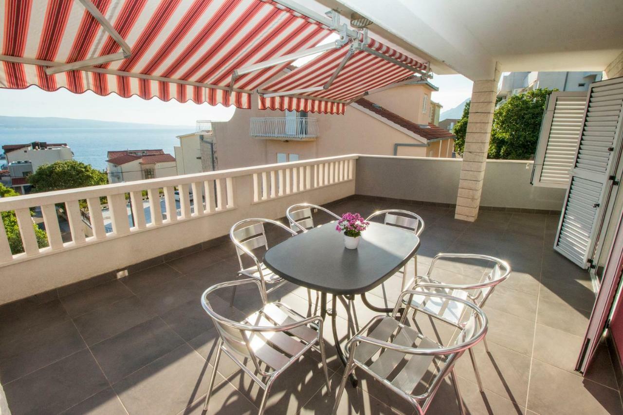 Mrkonjic Branko & Marija Apartmani Omis Luaran gambar